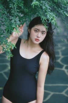 狗的蝴蝶结卡我里面了怎么办
